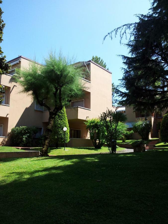 La Madonnina Vacation Flats Apartment Peschiera del Garda Bagian luar foto
