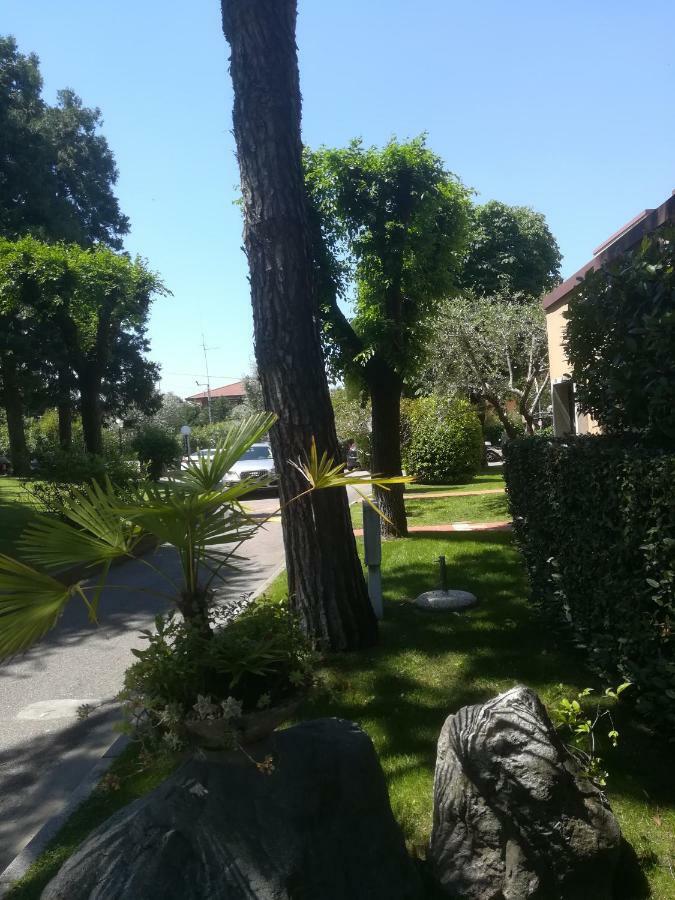 La Madonnina Vacation Flats Apartment Peschiera del Garda Bagian luar foto